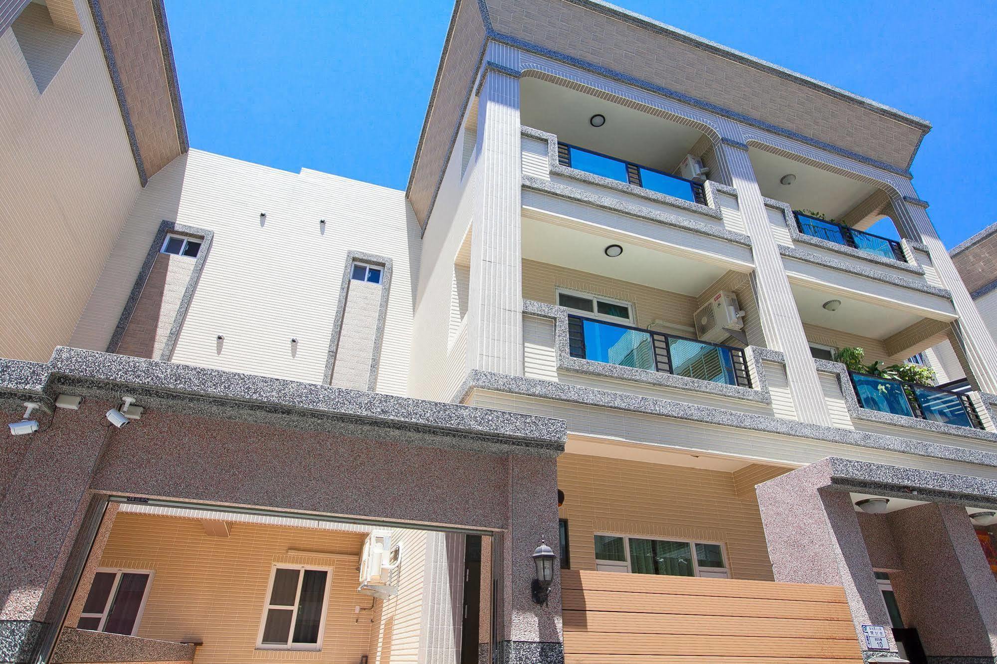 煙燻貓民宿 Tesla充電需電洽-無合作ago達平台 Taitung Exterior photo